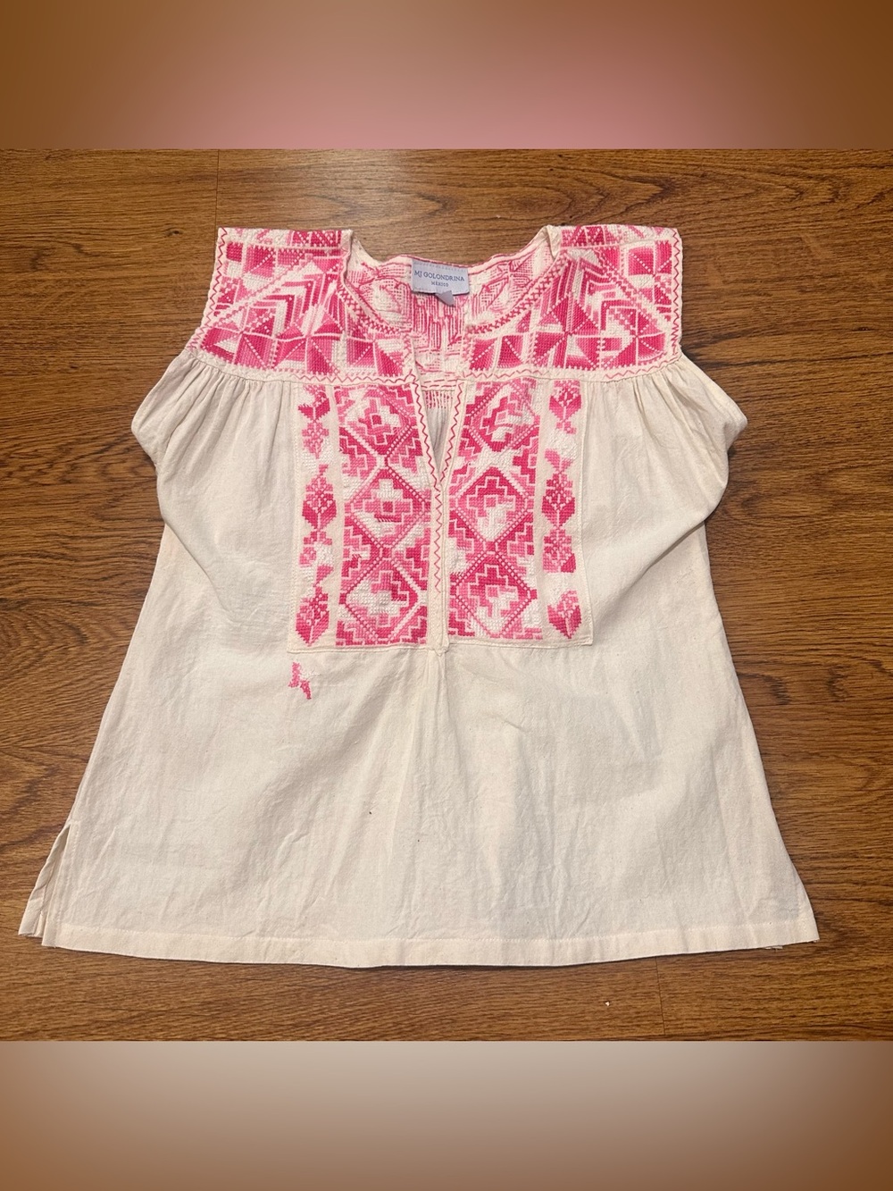 Mi Golondrina Ivory Top Pink Embroidery Sleveless top size medium